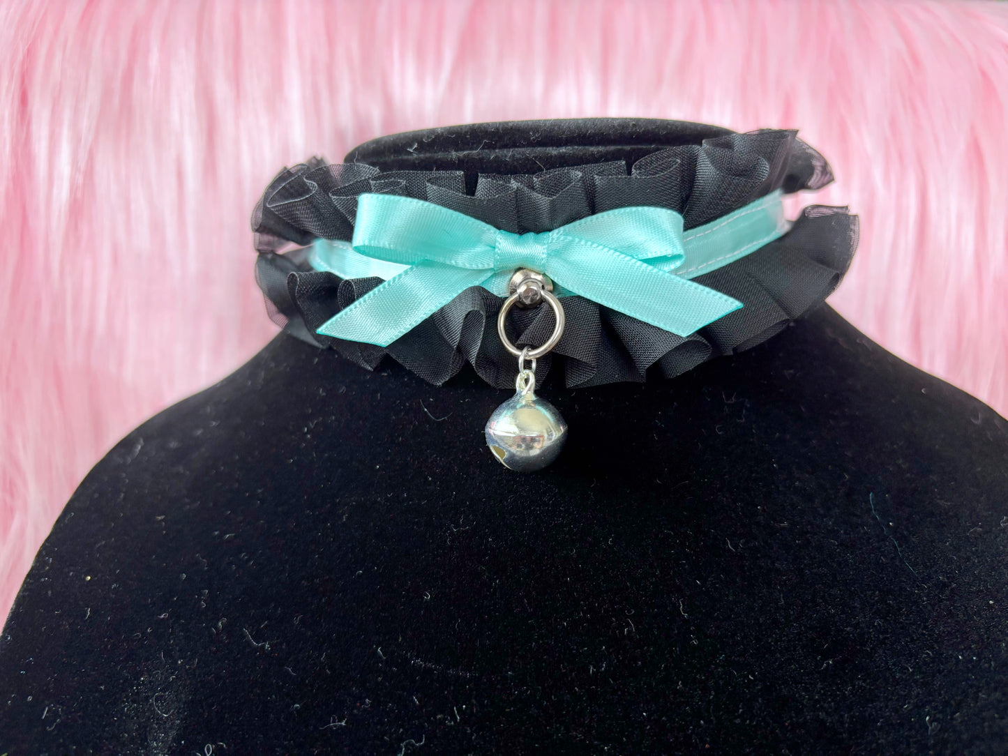 Mint Blue & Black Ruffle D-Ring Collar